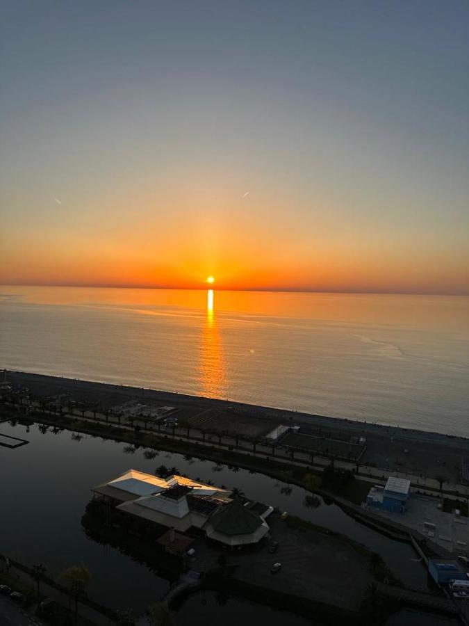 Polo Apartment Batumi Exterior photo