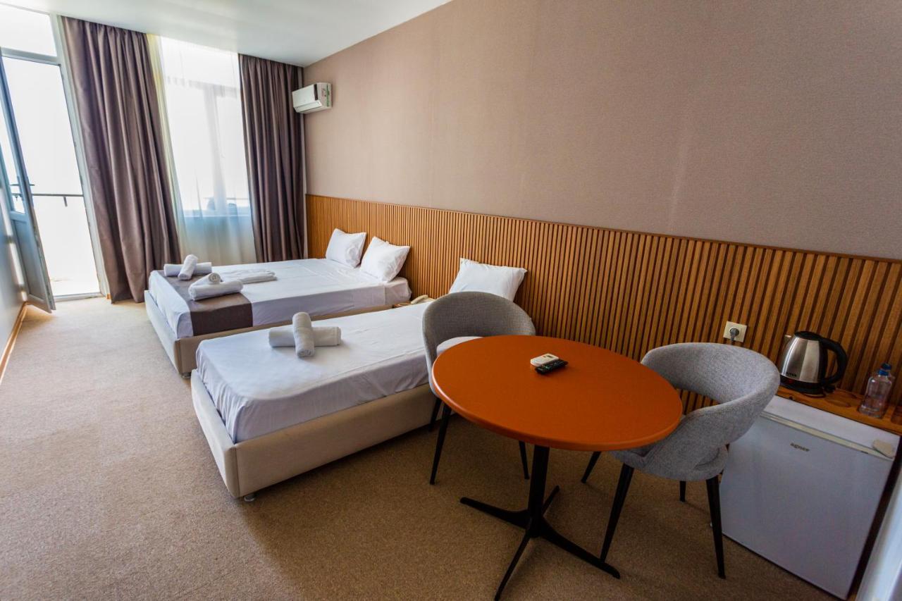 Polo Apartment Batumi Exterior photo