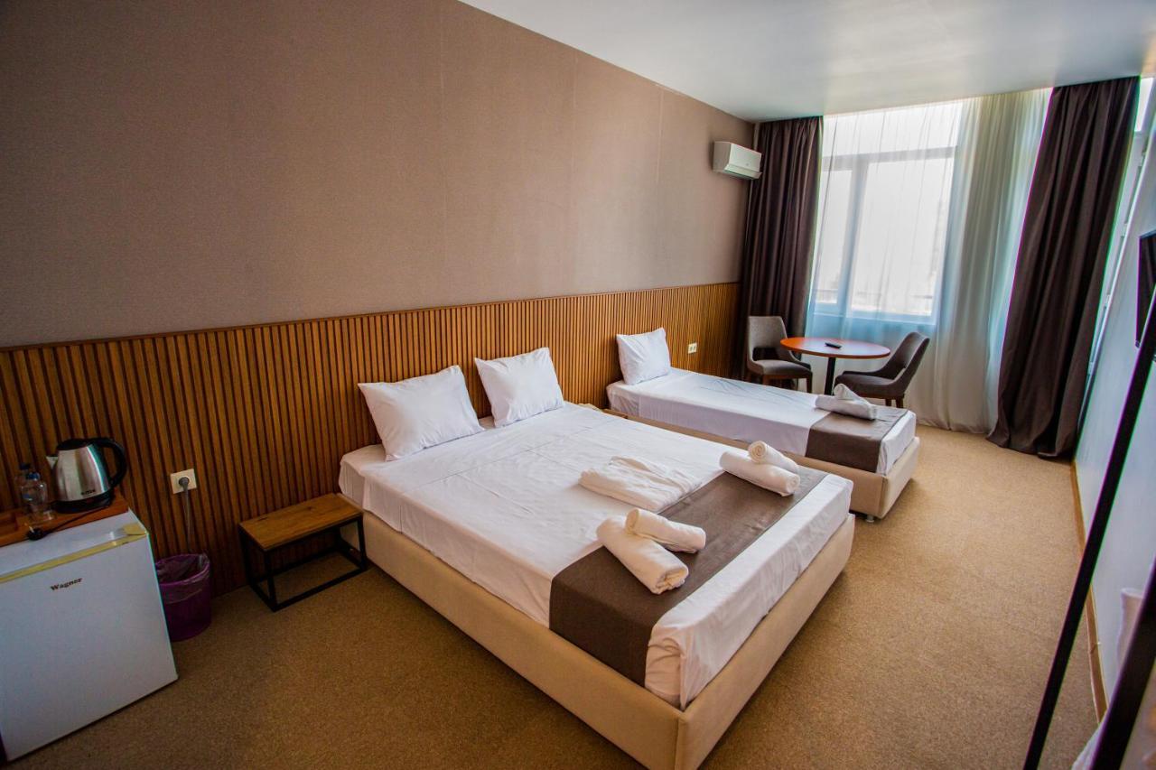 Polo Apartment Batumi Exterior photo