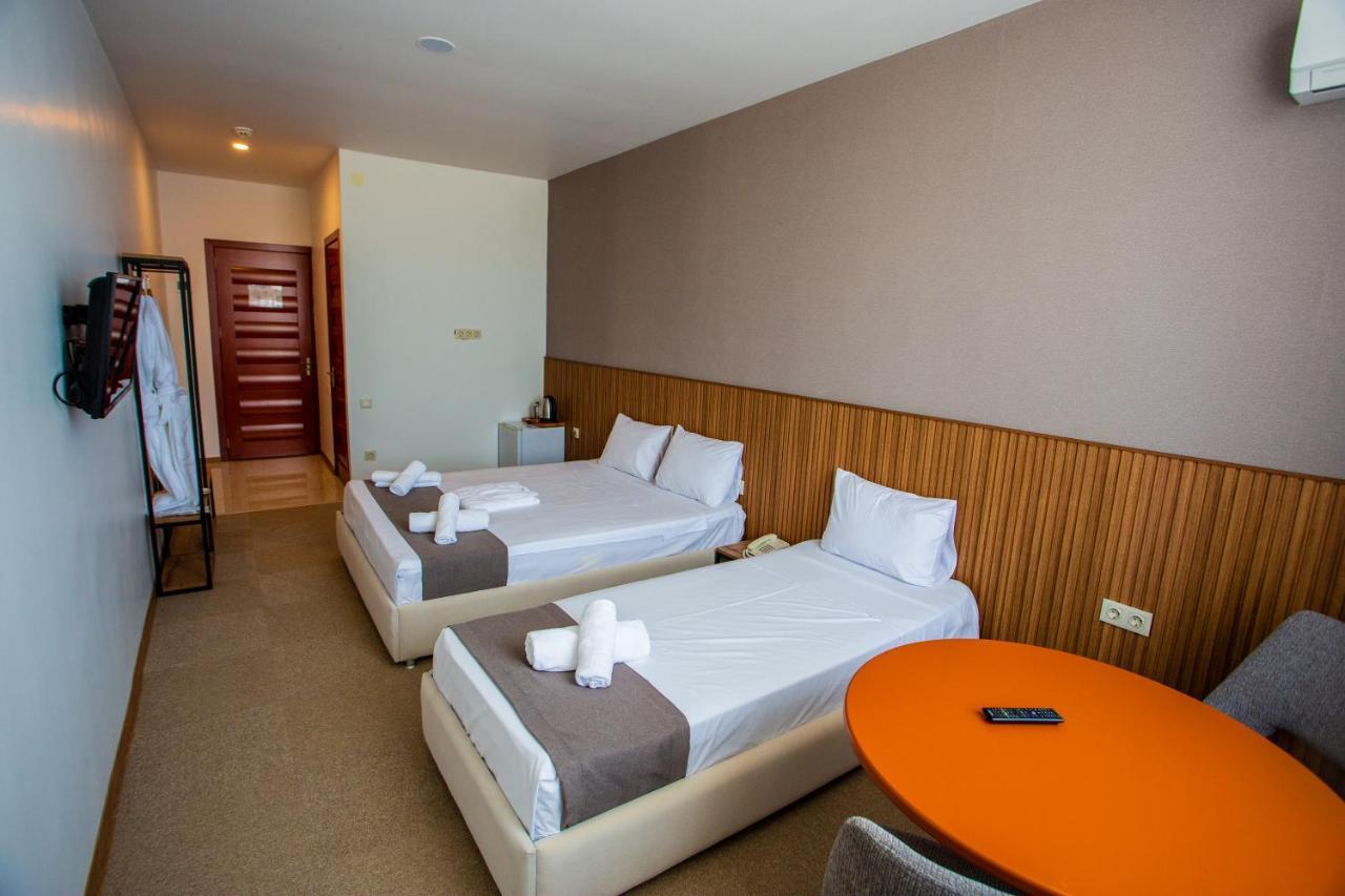 Polo Apartment Batumi Exterior photo