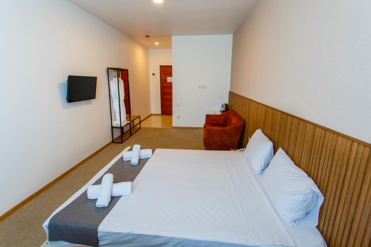 Polo Apartment Batumi Exterior photo
